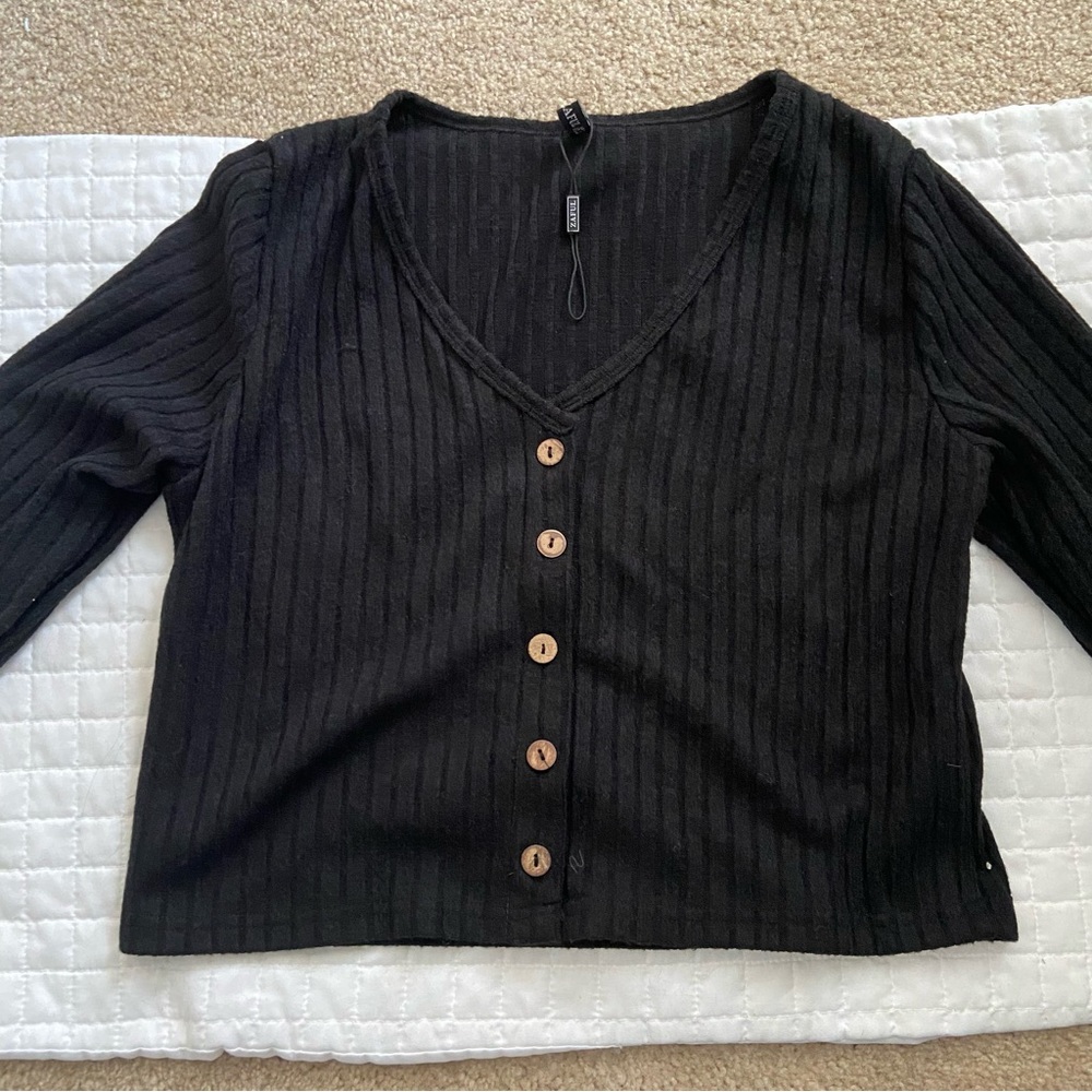 Zaful Cropped Ribbed Button-Up Cardigan